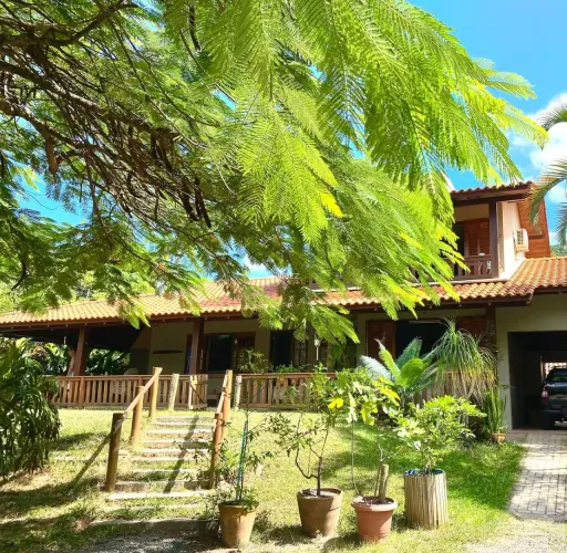 Casa 4 dormitórios no Campeche