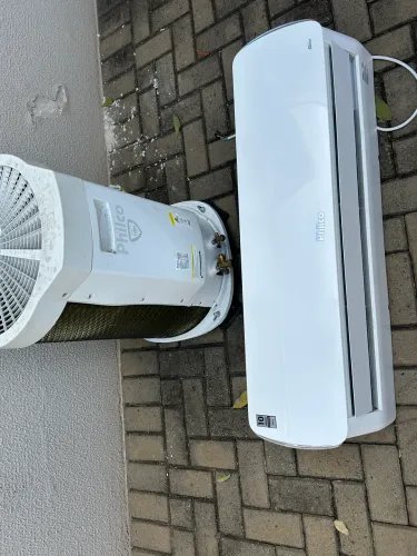 Vendo Ar condicionado 24 mil BTUs quente / Frio 