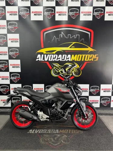 FAZER 150 2025 5.300 km .Emplacada e á pronta entrega