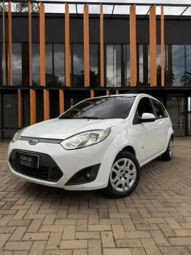 Ford Fiesta SE 1.6 8V Flex 5P 2014