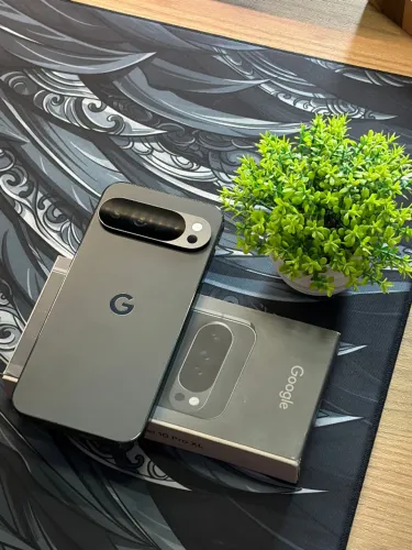 Google Pixel 10 Pro XL 256GB Obsidian - Sem uso