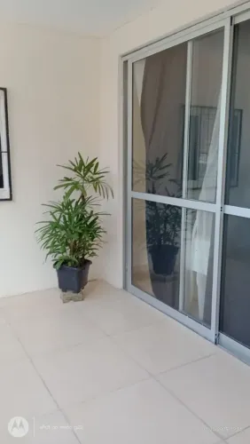 vendo 1° andar livre 3/4 sala grande varanda, quintal no fundo 135.000 boca do rio