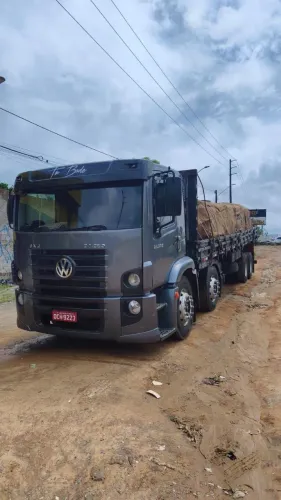 24250 bitruck ano 2011
