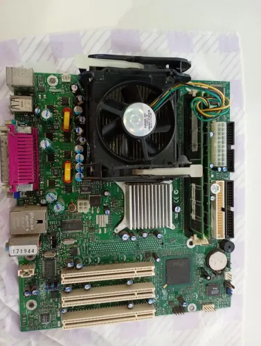 Placa Pc desktop Intel Pentium 4