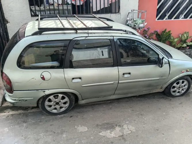 Chevrolet Corsa Wagon GLS 1.6 16V MPFI 4P 1999