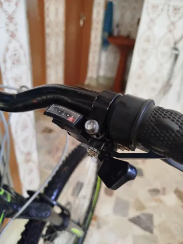 Bicicleta aro 29! Bom estado.