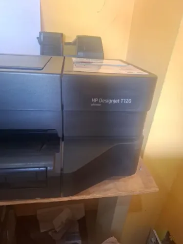 Ploter hp t120