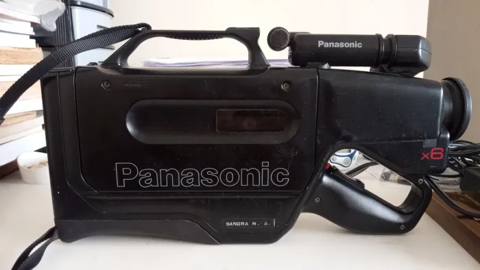 Camera VHS Panasonic AFX6 omnimovie VHS HQ