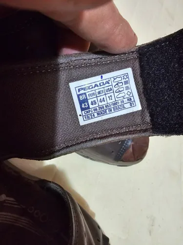 Chinelo sandália papete de couro pegada n 43 novo, nunca usado