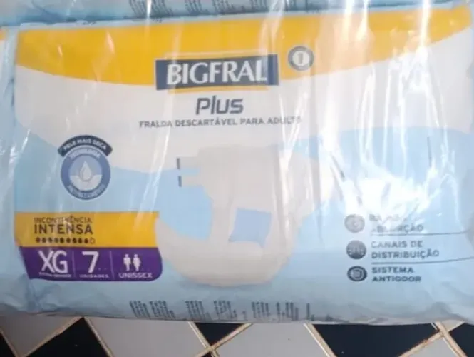8 x fralda geriátrica bigfral intensa plus  XG 8 pacotes (a melhor)