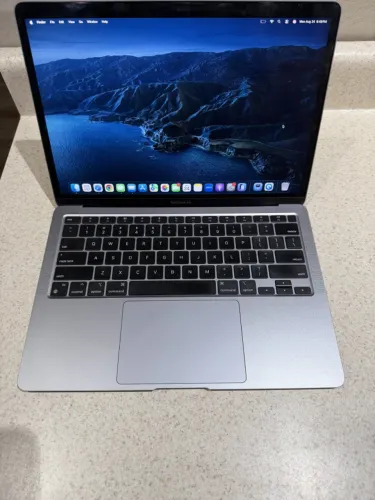 Macbook Air 8GB Ram /128GB SSD / 87% Bateria / Cor Space Gray (Escuro)