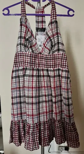 Vestido xadrezinho 100% algodão. Novo com etiqueta. Veste P/M. Perfeito!