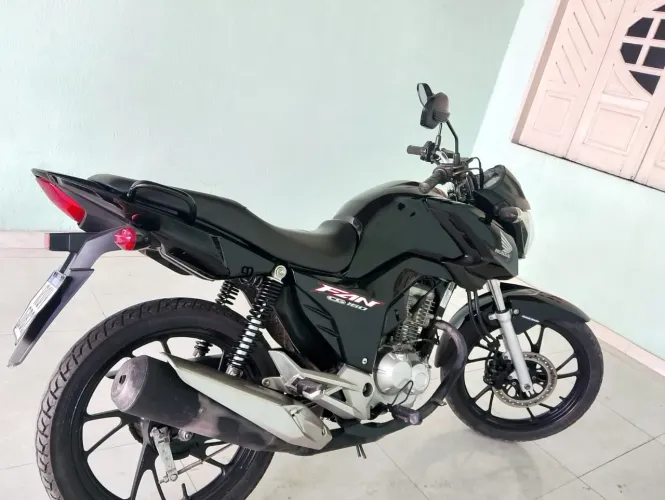 Honda fan CG 2022 preta