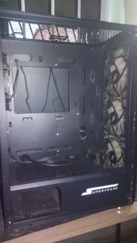 Gabinete SuperFrame View Preto