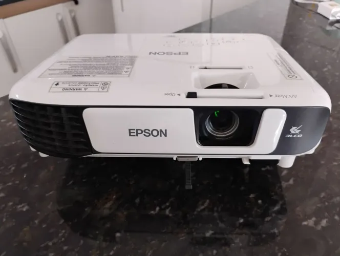 Projetor Epson Powerlite S41+ H842a