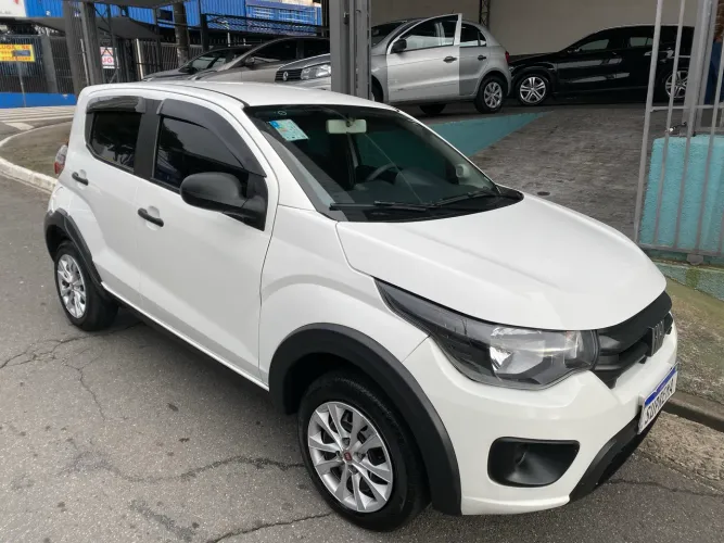 Fiat Mobi Like 1.0 Fire Flex 5P. 2021