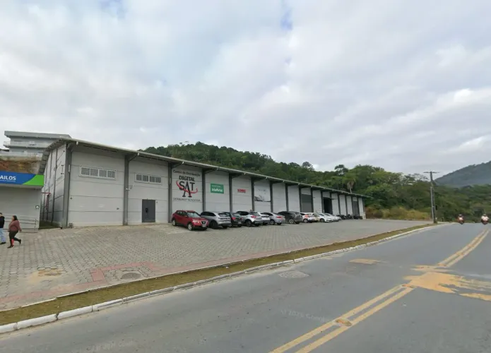 Galpão Comercial 1.750M² Aluguel Anual Nova Esperança Balneário Camboriú