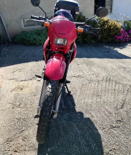 Vendo Honda Bros 125 NXR ES