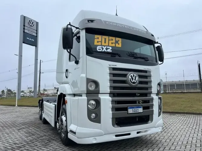 Vw 25. 460 Constellation ano 2022/23