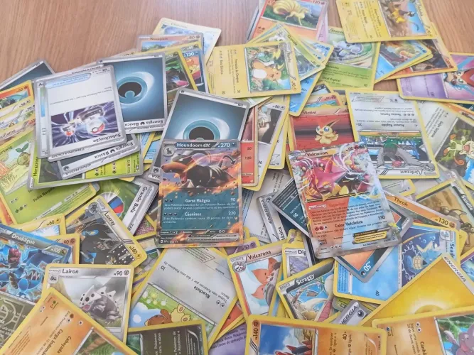 Cartas pokemon(Leia a descrição por favor)