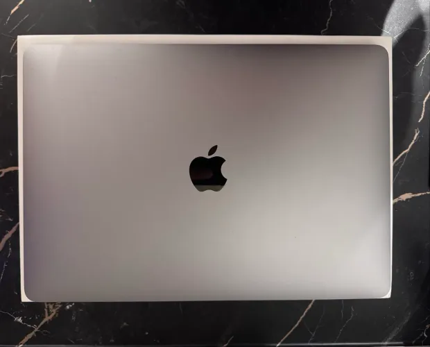 MacBook Air - M1 - zero