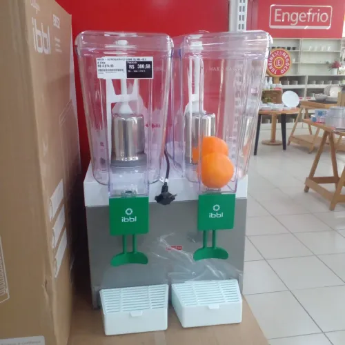 REFRESQUEIRA INDUSTRIAL DE 2 CUBAS DE 15 LITROS CADA CUBA, NOVA, PROMOÇÃO!!!!