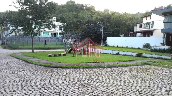 Lotes em Condomínio- Rio do Ouro