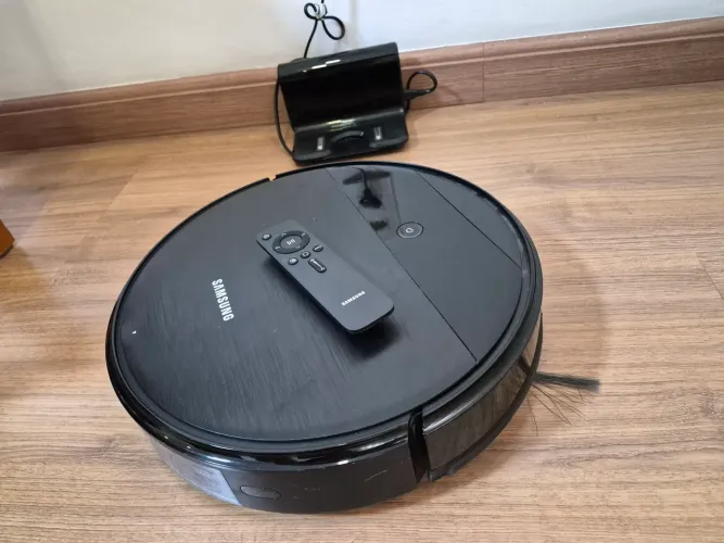 Robô aspirador 2 em 1 aspira e passa pano sansung Vr 5000RM