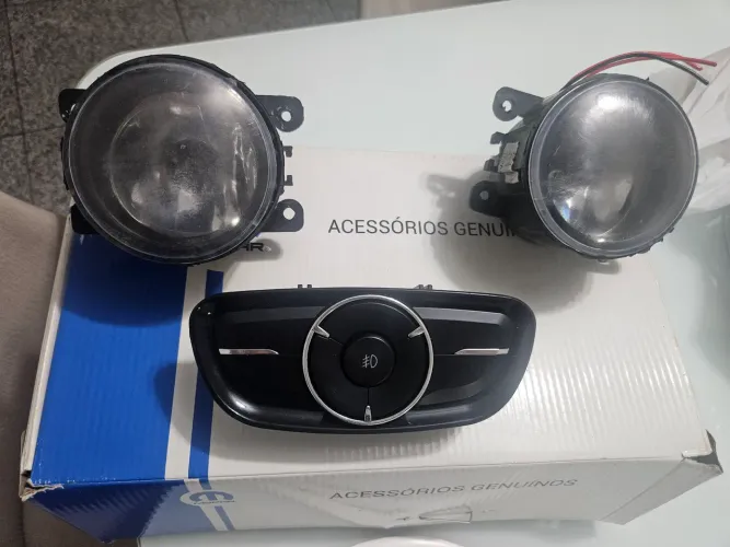 Vendo farol de Neblina (Milha) do Cronos/Argo