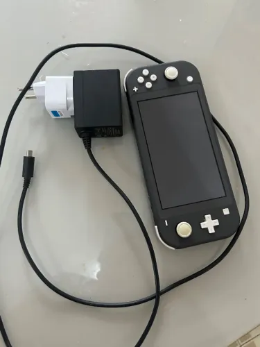 Nintendo switch lite DESBLOQUEADO
