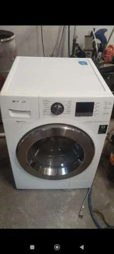 Lava e seca Samsung 10.6 kg com garantia de três meses