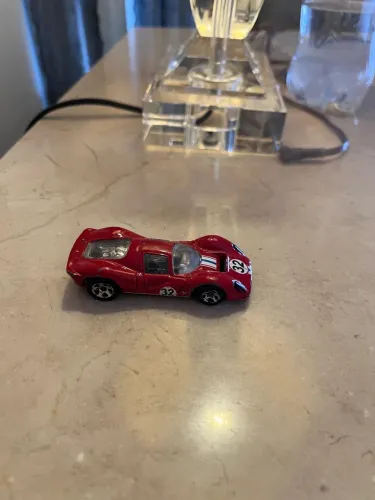 Hot wheels Ferrari P4 2001