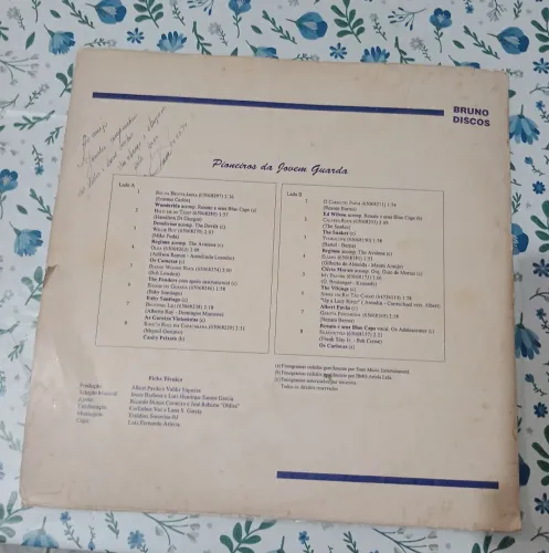 LP pioneiros da jovem guarda autógrafado
