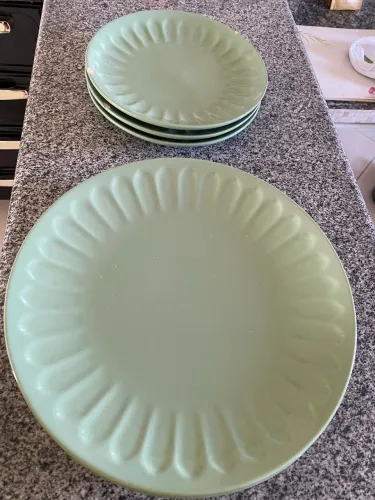 Pratos de cerâmica 