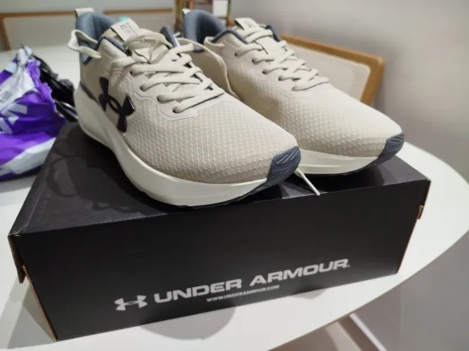 Tênis masculino Under Armour Tam 41 