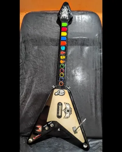 GUITARRA GUITAR HERO PLAY 2.  ///.  X  BOX ///SUPER  NOVA! ITEM DE COLECIONADOR !