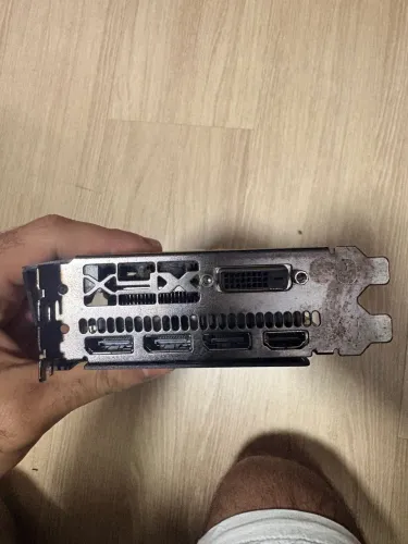 RX 570 XFX 4G