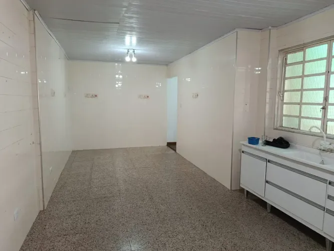 Casa a Venda com 3 quartos uma suite - Bairro Jaguaribe - Osasco - SP