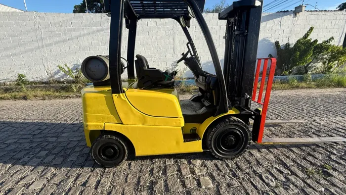 Empilhadeira - 2,5ton