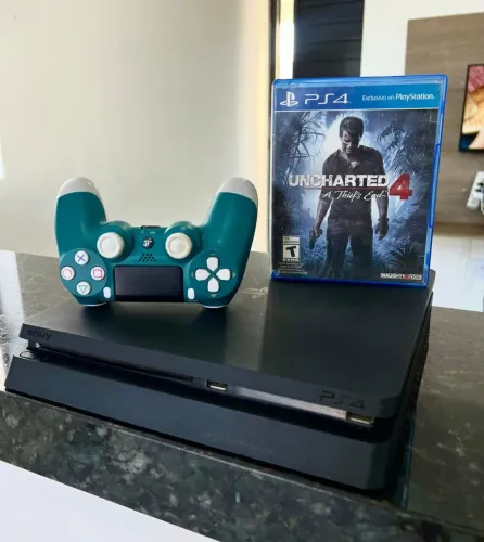 Ps4 slim + jogo mídia física