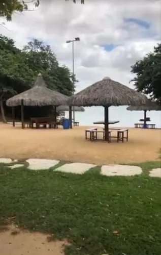 Casa no condomínio Country Club