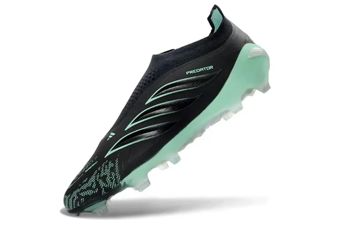 Chuteira campo Adidas predator