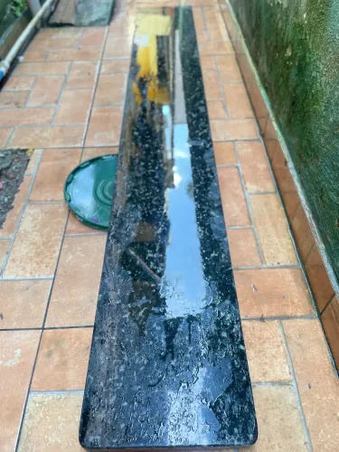 Pedra de granito bancada