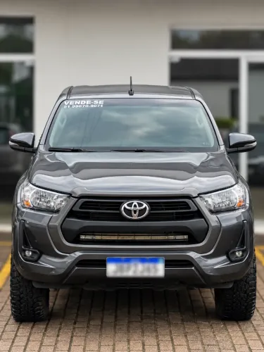 Toyota Hilux CD SR 4X4 2.8 TDI Diesel Aut. 2022