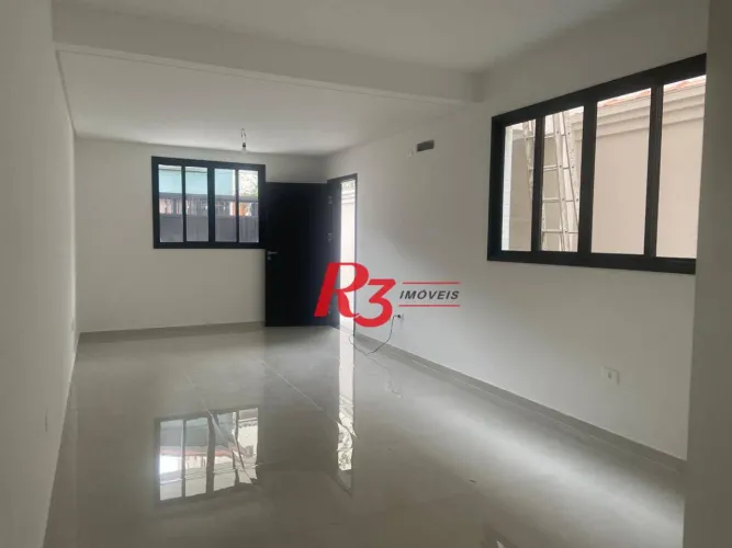 Sobrado triplex à venda/lançamento no Boqueirão - Santos/SP