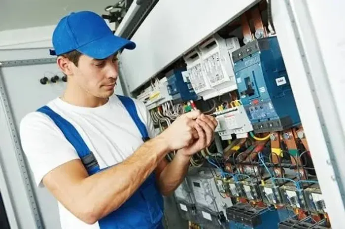 Eletricista residencial 24 horas