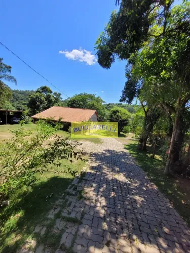 Chácara à venda ou Permuta Região Mista com Diversas Possibilidades Comerciais, Bairro Cax