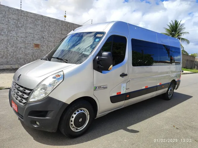 Renault Master 2.3 DCI Executive Longo 16L Dies 2014