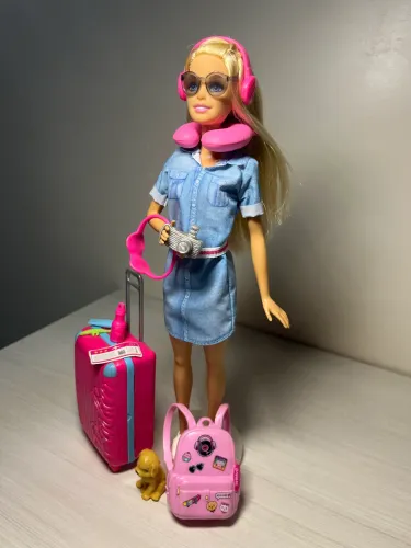 Boneca Barbie Viajante 
