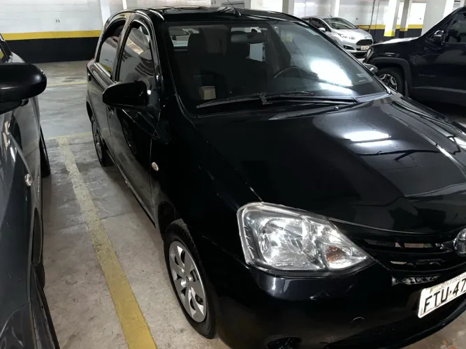 Toyota Etios X 1.3 Flex 16V 5P Mec. 2015